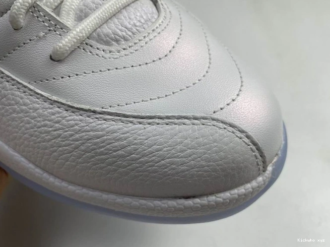 DB0733-190 12 RETRO EASTER AIR JORDAN LOW (2021) 0821